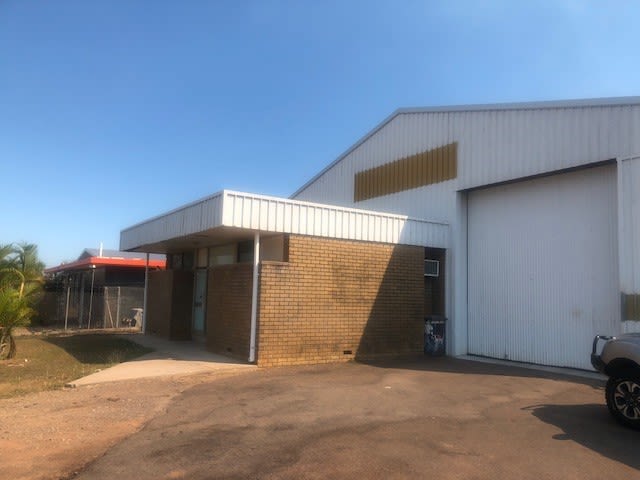 Click to view all images Shed 1/9 Graffin Crescent Winnellie NT 0820 - Image 1