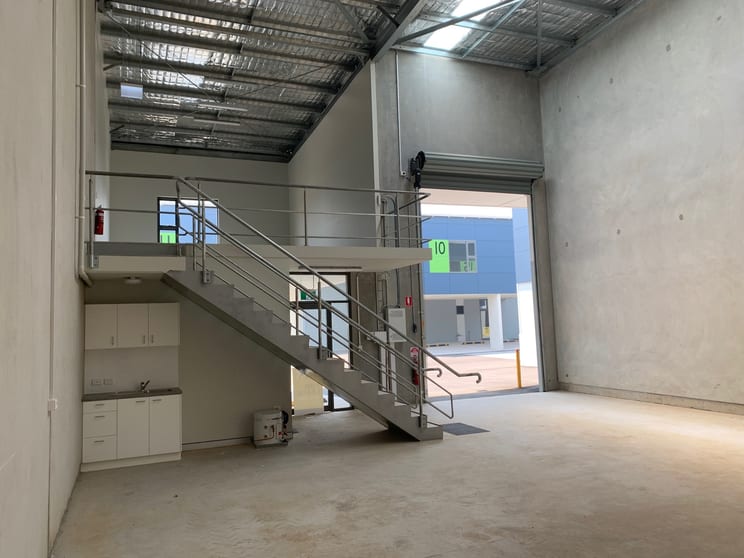 13/10-12 Sylvester Avenue Unanderra NSW 2526 - Image 3