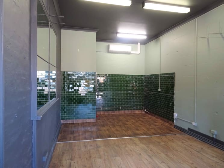Click to view all images 157 Darby Street Cooks Hill NSW 2300 - Image 2