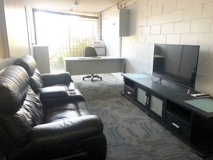 Click to view all images 13/49-51 Garden Drive Tullamarine VIC 3043 - Image 2