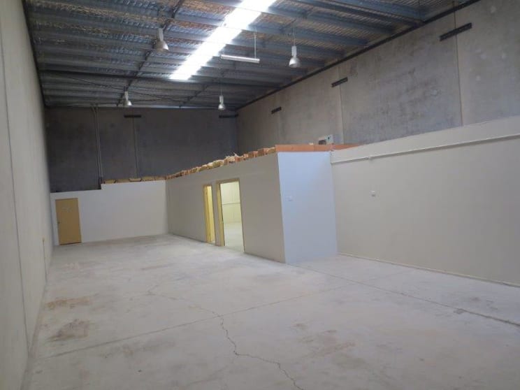 2/4 India Street Capalaba QLD 4157 - Image 3