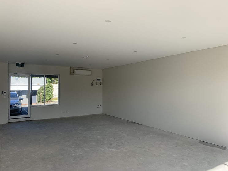 Click to view all images 1064A Beaufort Street Bedford WA 6052 - Image 2