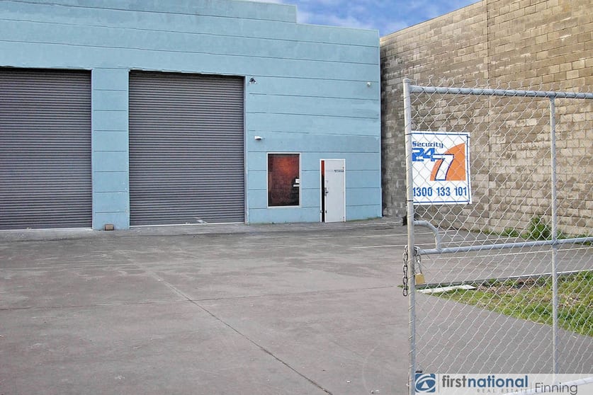1B Grace Street Cranbourne VIC 3977 - Image 1