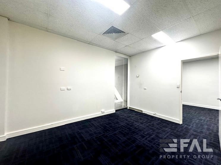 Suite 10/113 Wickham Terrace Spring Hill QLD 4000 - Image 1