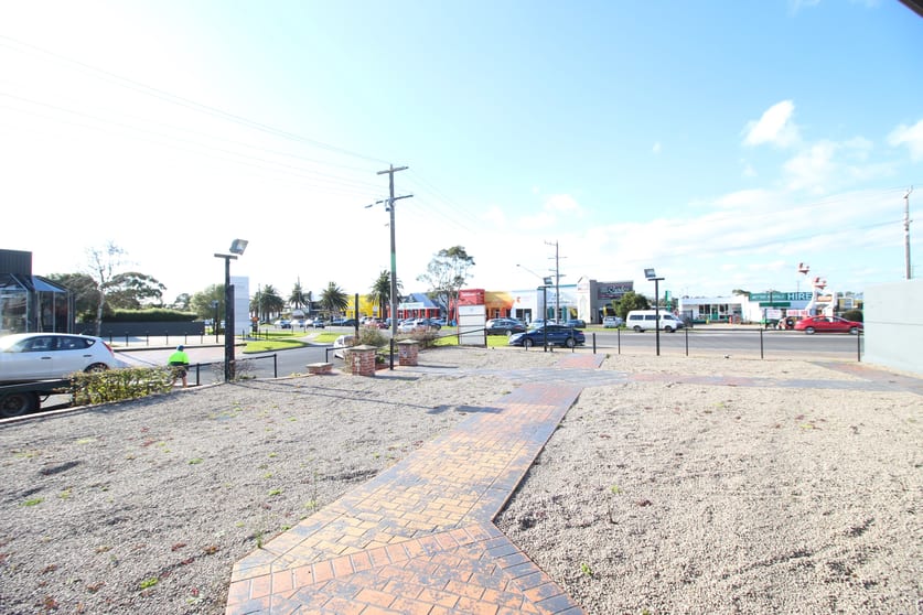 Click to view all images 14-20 Mornington Tyabb Road Mornington VIC 3931 - Image 2