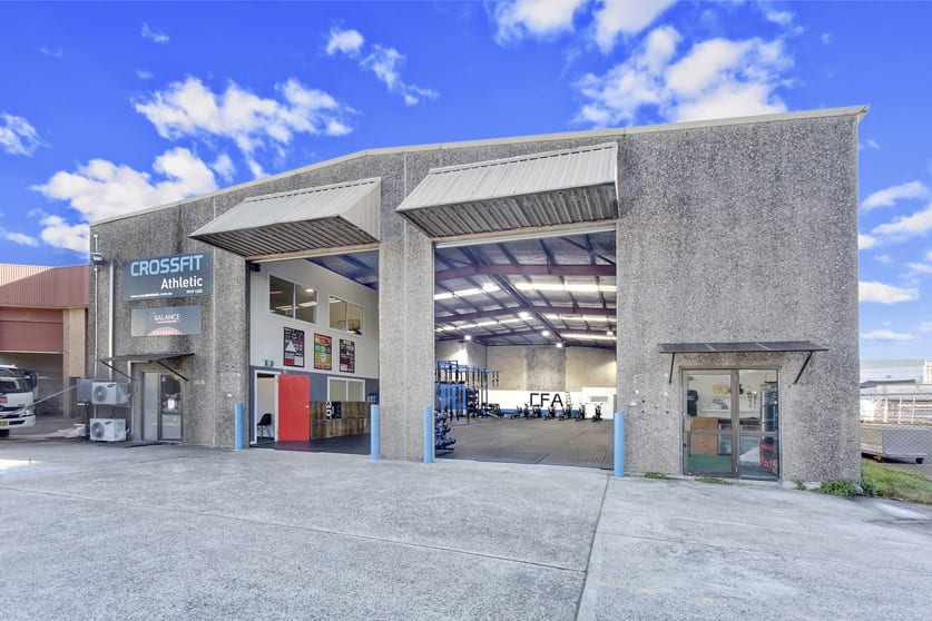 Click to view all images 7 Taronga Place Mona Vale NSW 2103 - Image 2