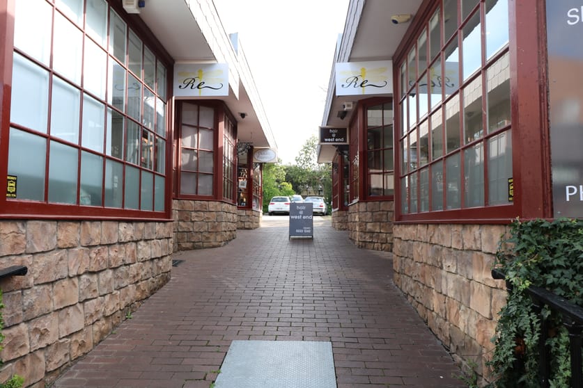 Click to view all images 13/129 Pakington Street Geelong West VIC 3218 - Image 2