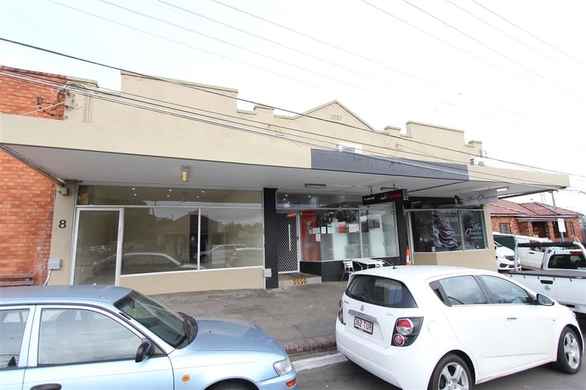 Click to view all images 8 Blakelsy Road Carlton NSW 2218 - Image 3