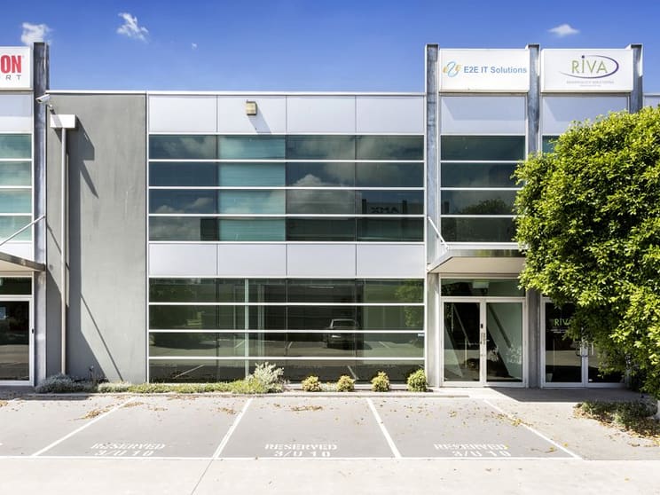 10/3 Westside Avenue Port Melbourne VIC 3207 - Image 1