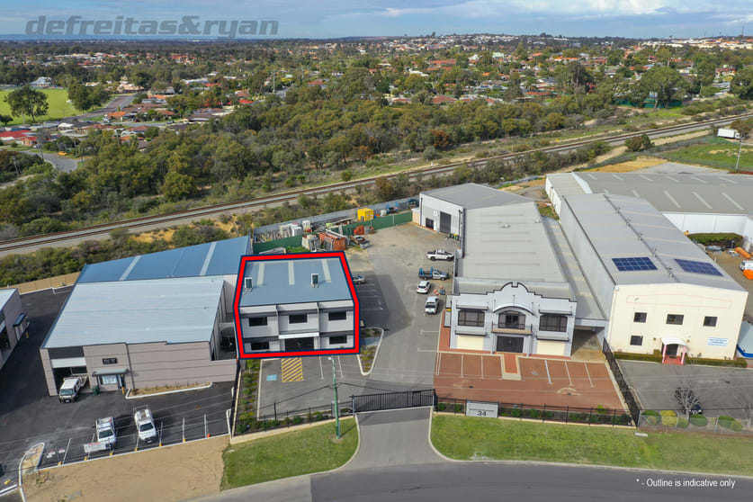 Click to view all images 6/34 Barberry Way Bibra Lake WA 6163 - Image 2