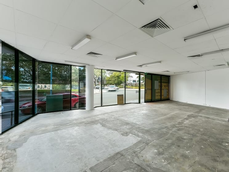 Click to view all images Shop 4/101 Queen Street Campbelltown NSW 2560 - Image 1