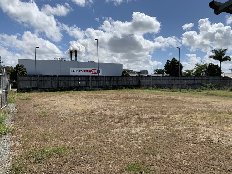 Click to view all images 18 Chapman Street, Compound Proserpine QLD 4800 - Image 1