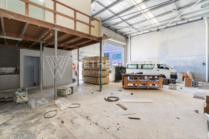 Click to view all images Smithfield NSW 2164 - Image 2