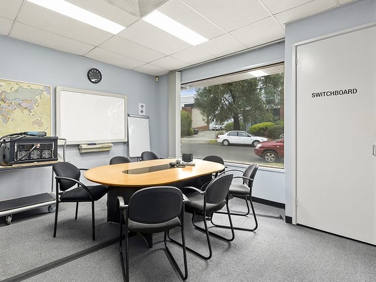 24 Harker Street Burwood VIC 3125 - Image 2