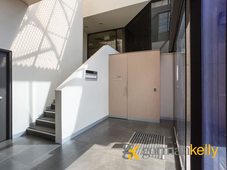 Click to view all images Level 1 Suite 3/275 Wattletree Road Malvern VIC 3144 - Image 2