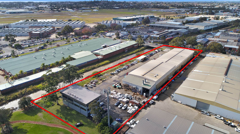 Click to view all images 2 Ashford Ave Milperra NSW 2214 - Image 2