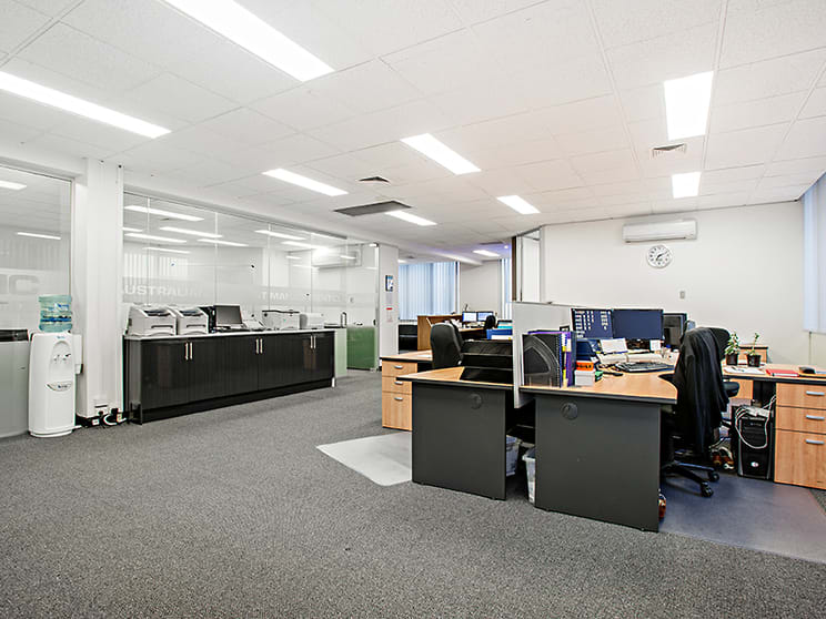 2/191 Buckley Street Essendon VIC 3040 - Image 2