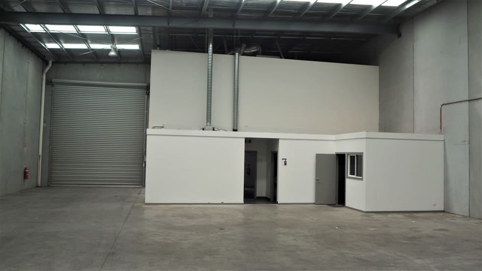 Click to view all images 10/7-11 Rodeo Drive Dandenong South VIC 3175 - Image 3