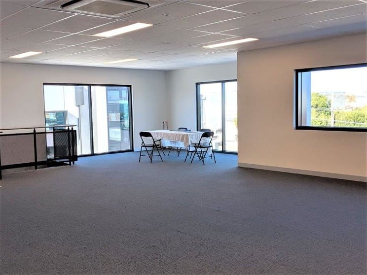 6/15 Earsdon Street Yarraville VIC 3013 - Image 2