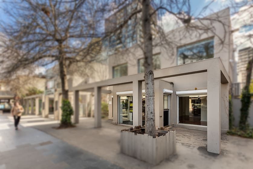 209 Toorak Road South Yarra VIC 3141 - Image 2