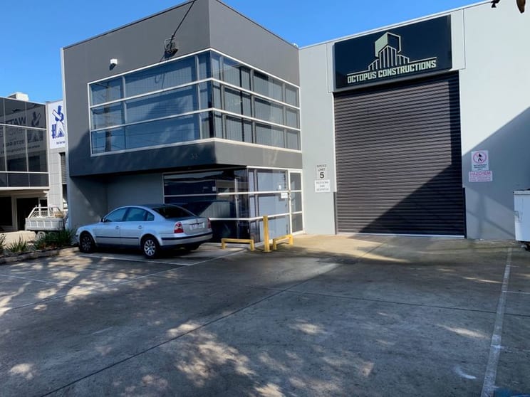 33 Connell Road Oakleigh VIC 3166 - Image 1