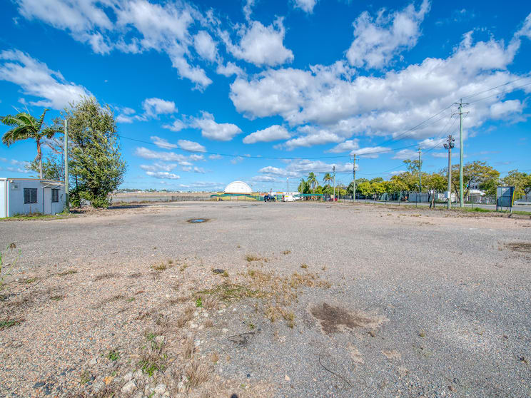 Click to view all images Site 303 Ashover Road Archerfield QLD 4108 - Image 3
