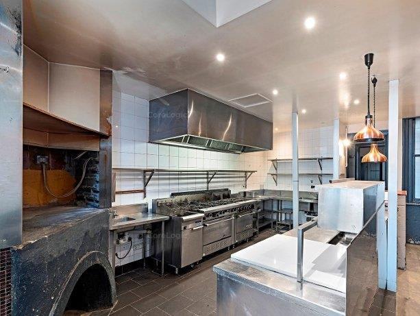 Click to view all images 779 Glenferrie Road Hawthorn VIC 3122 - Image 3