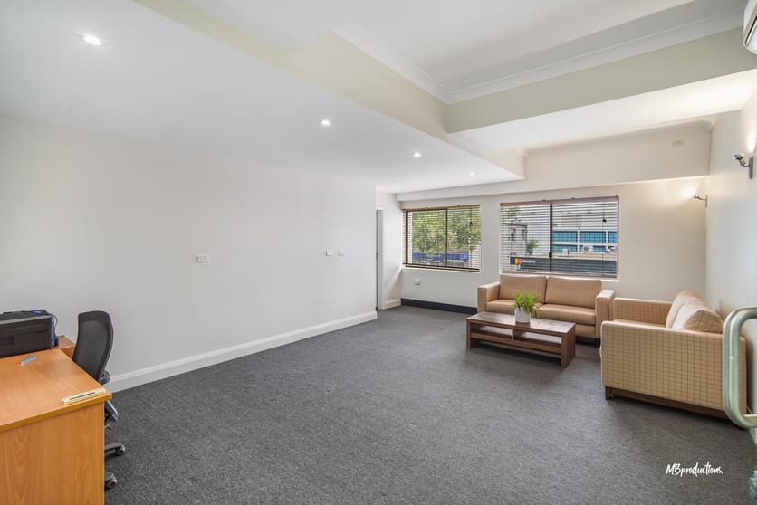 Click to view all images 6/88 Kembla Street Wollongong NSW 2500 - Image 1