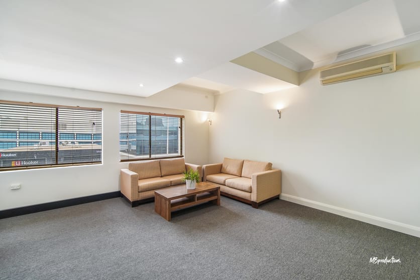 Click to view all images 6/88 Kembla Street Wollongong NSW 2500 - Image 2