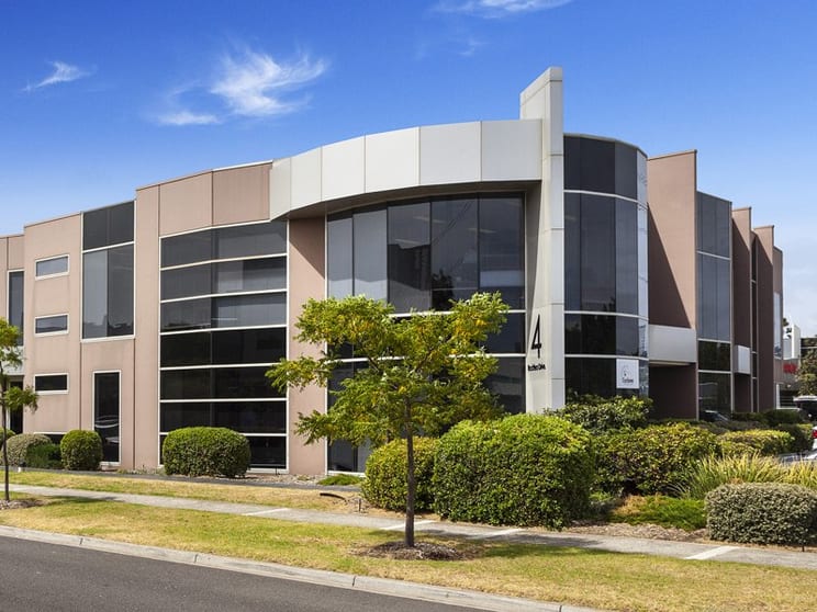 1/4 Rocklea Drive Port Melbourne VIC 3207 - Image 1