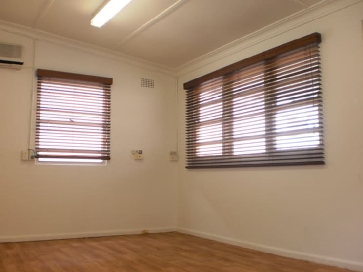 Click to view all images 245 Rocky Point Road Sans Souci NSW 2219 - Image 3