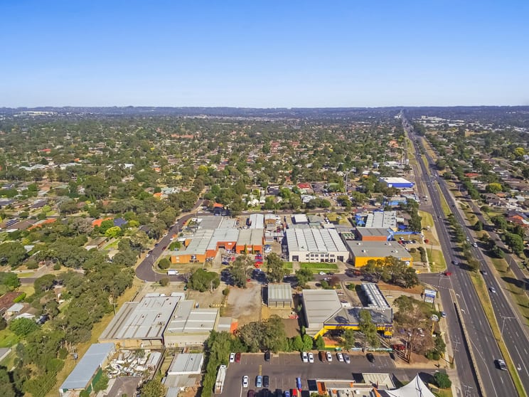 Click to view all images 9 Hayward Road Ferntree Gully VIC 3156 - Image 2
