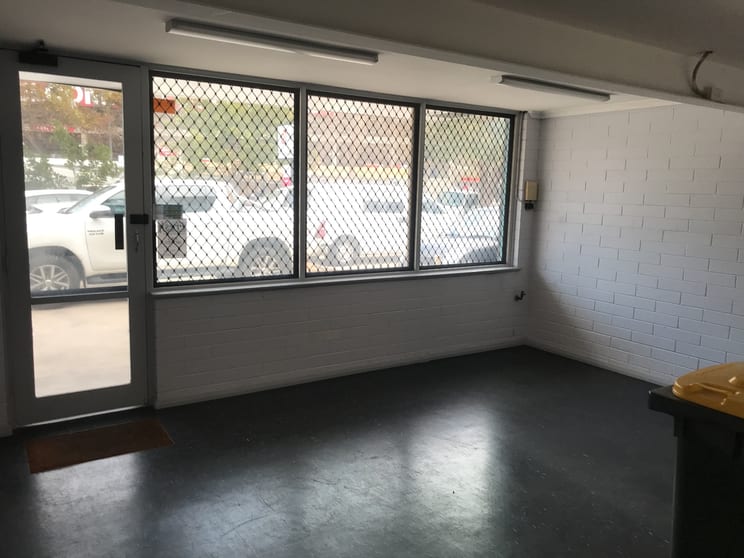 35 Manton Street Hindmarsh SA 5007 - Image 2