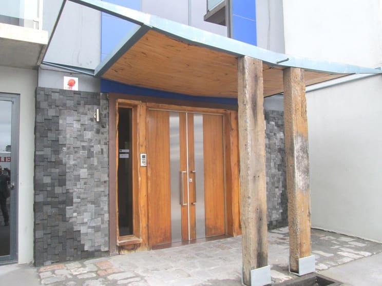 4/2 Kent Place South Melbourne VIC 3205 - Image 2