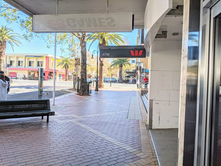 340 Peel Street Tamworth NSW 2340 - Image 2