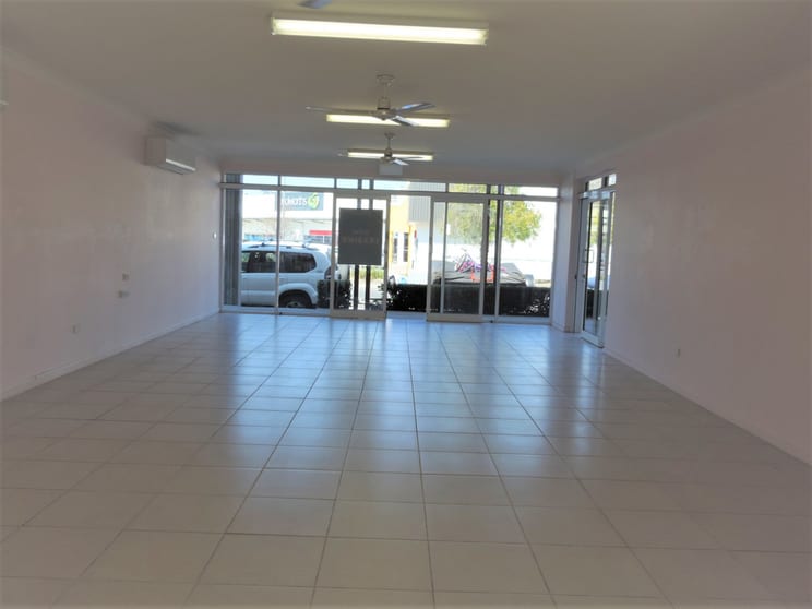 Click to view all images 1/22 Upper Dawson Road Allenstown QLD 4700 - Image 3