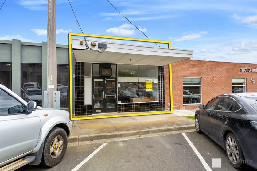 Click to view all images 33A Sunhill Rd Mount Waverley VIC 3149 - Image 1