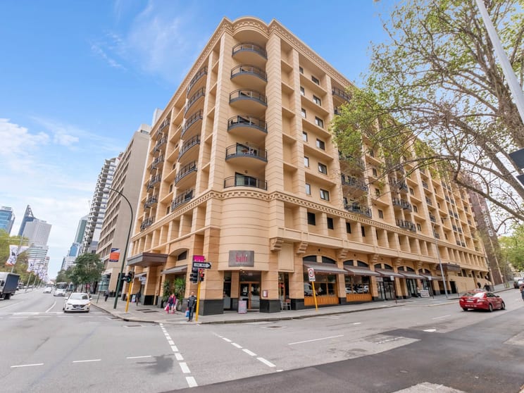 4/9 Victoria Avenue Perth WA 6000 - Image 2