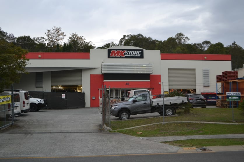 Click to view all images 48 Dover Dr Burleigh Heads QLD 4220 - Image 1