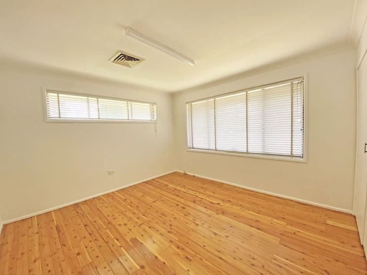 Click to view all images 2 Lethbridge Street Penrith NSW 2750 - Image 3
