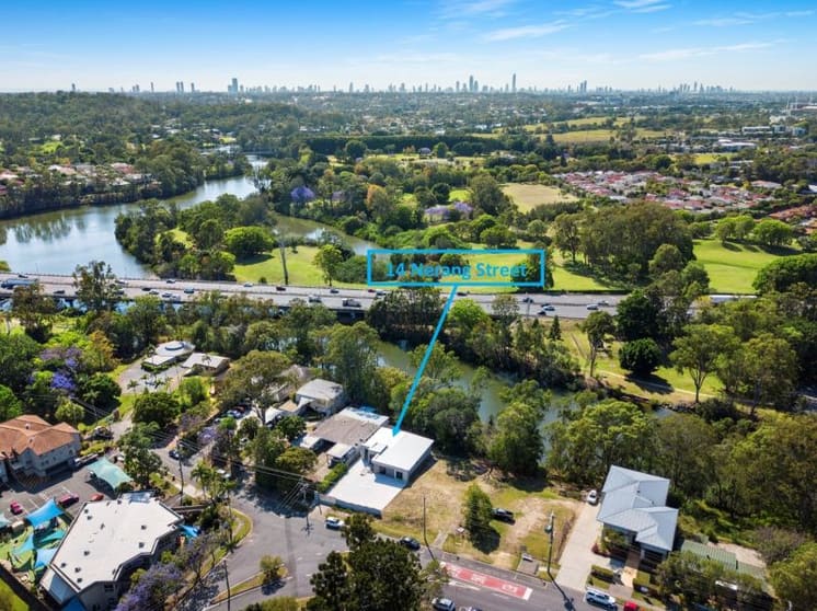 Click to view all images 14A Nerang Street Nerang QLD 4211 - Image 2