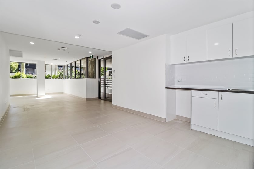 Click to view all images SHOP/10-12 French Avenue Bankstown NSW 2200 - Image 2