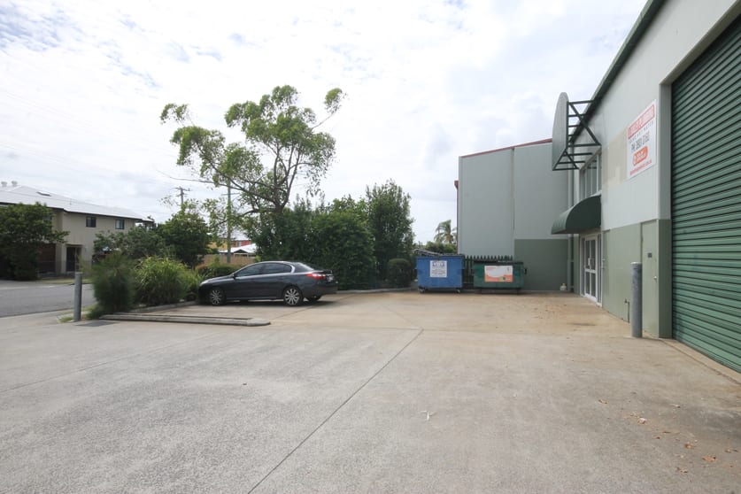 2/70 Andrew Street Wynnum QLD 4178 - Image 3