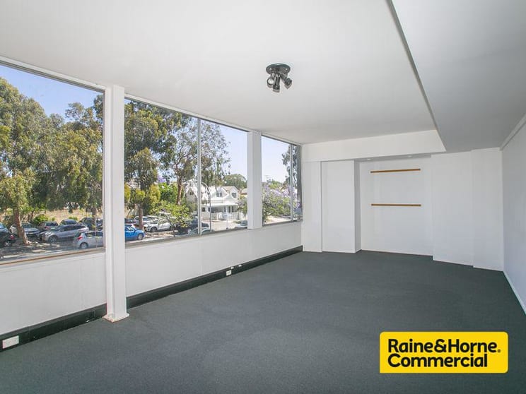 Click to view all images 19 Olive Street Subiaco WA 6008 - Image 2