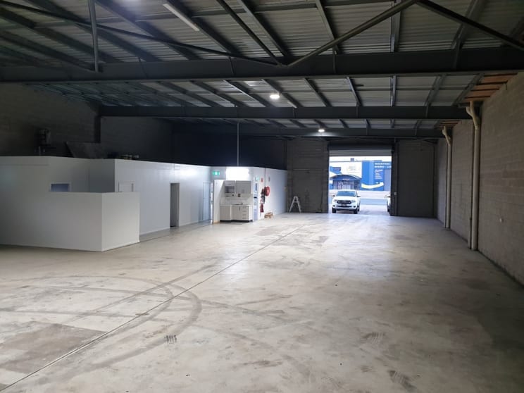 Click to view all images 2 John Vella Drive Paget QLD 4740 - Image 3