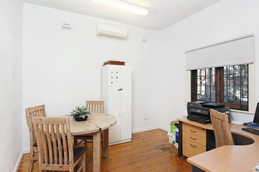 Click to view all images 40 Albion Street Harris Park NSW 2150 - Image 2