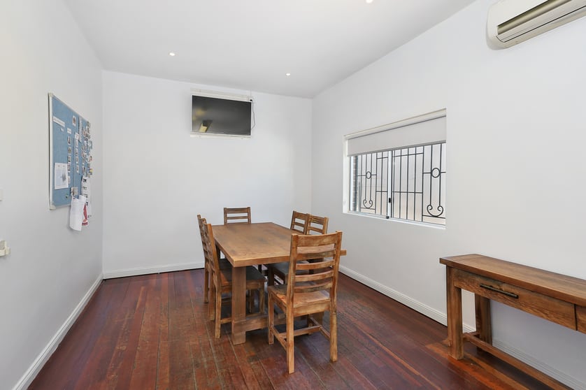 Click to view all images 40 Albion Street Harris Park NSW 2150 - Image 3