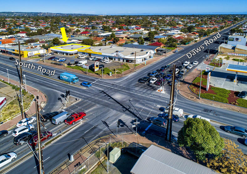Click to view all images Units 3 & 4/1114-1116 South Road Clovelly Park SA 5042 - Image 1