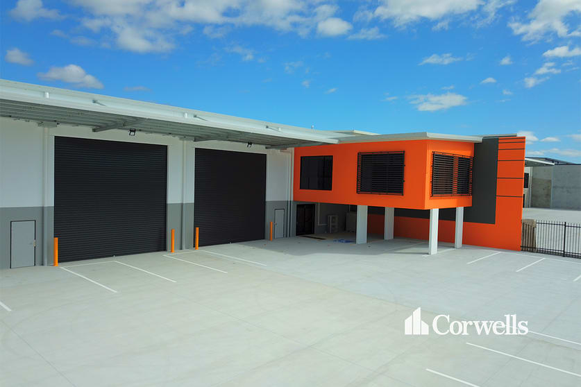 Click to view all images 2/13-15 Tonka Street Yatala QLD 4207 - Image 1