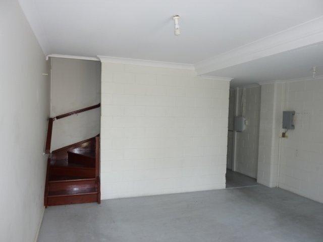 7/23 Smith Street Capalaba QLD 4157 - Image 2
